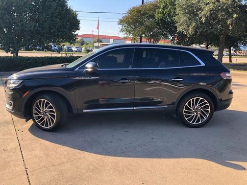 Black 2019 Lincoln Nautilus Reserve