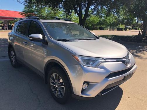2017 Toyota RAV4 Hybrid XLE