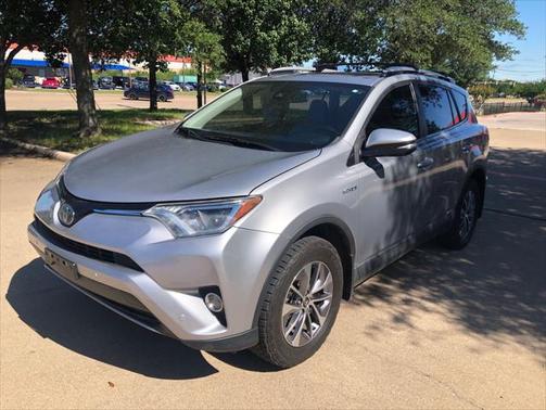 2017 Toyota RAV4 Hybrid XLE