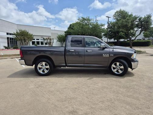 Granite Crystal Metallic Clearcoat 2016 RAM 1500 Big Horn