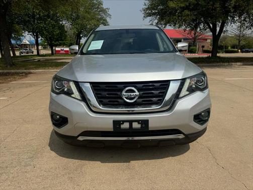 2019 Nissan Pathfinder SL