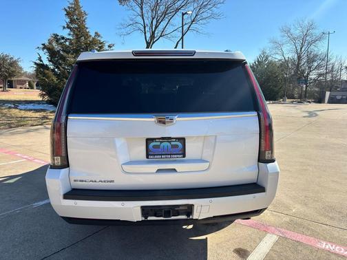 2020 Cadillac Escalade ESV Luxury