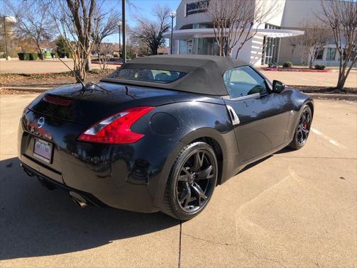 2011 Nissan 370Z Touring