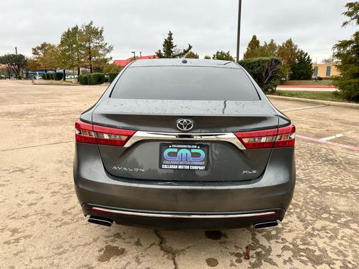 2016 Toyota Avalon XLE