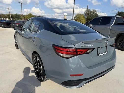 Gray Sky Pearl 2024 Nissan Sentra SR