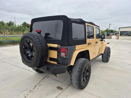 Black Clearcoat 2013 Jeep Wrangler Unlimited Freedom Edition