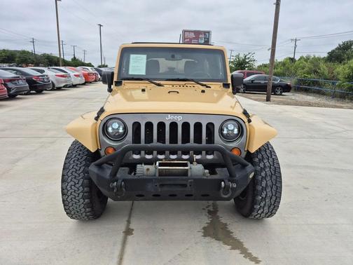 Black Clearcoat 2013 Jeep Wrangler Unlimited Freedom Edition