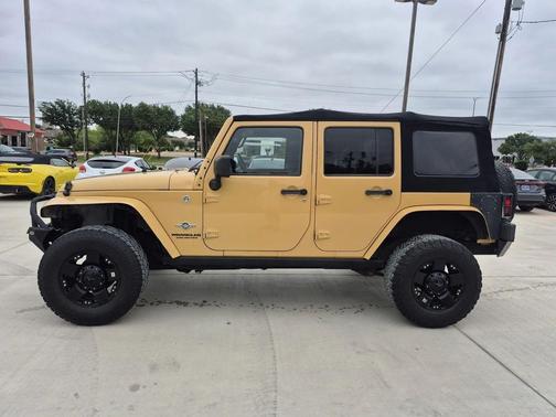 Black Clearcoat 2013 Jeep Wrangler Unlimited Freedom Edition