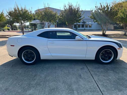 2011 Chevrolet Camaro 2LS
