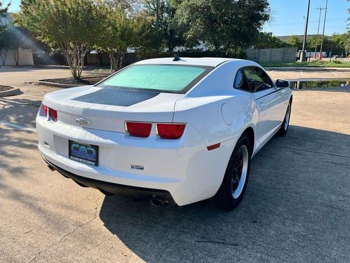 2011 Chevrolet Camaro 2LS