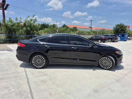 Shadow Black 2018 Ford Fusion SE