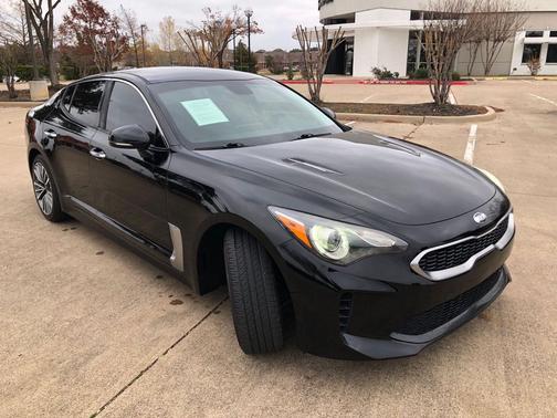 2019 Kia Stinger BASE