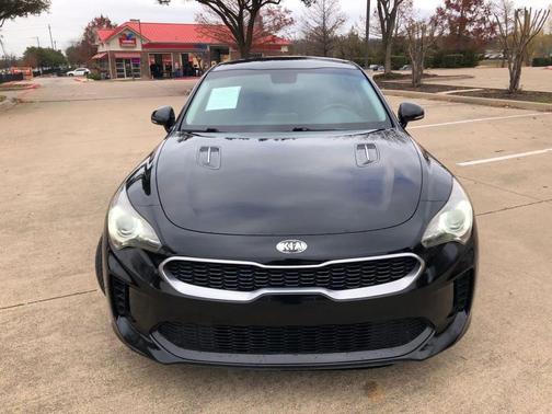 Black 2019 Kia Stinger BASE