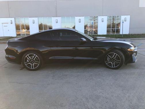 2021 Ford Mustang EcoBoost Premium