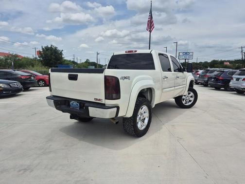 White Diamond Tricoat 2013 GMC Sierra 1500 SLE1