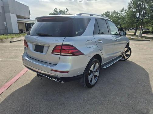 Silver Grey 2019 Mercedes-Benz GLE 400 Base 4MATIC