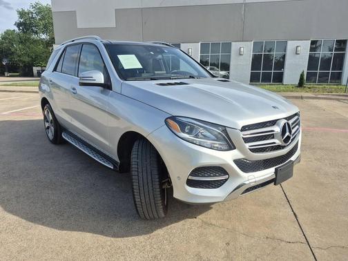 Silver Grey 2019 Mercedes-Benz GLE 400 Base 4MATIC