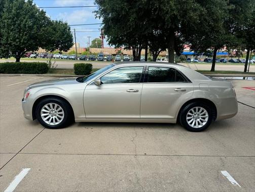 2012 Chrysler 300 S