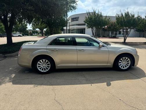 2012 Chrysler 300 S