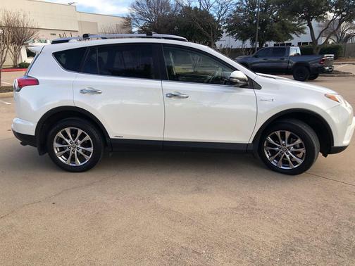 2016 Toyota RAV4 Hybrid Limited
