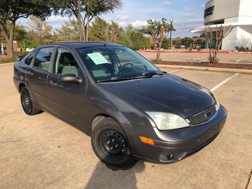 2007 Ford Focus ZX4 S