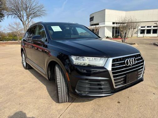Black 2017 Audi Q7 PROGRESSIV S-LINE
