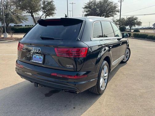 Black 2017 Audi Q7 PROGRESSIV S-LINE