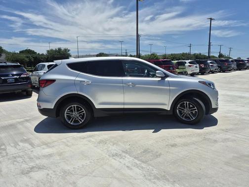 Sparkling Silver 2017 Hyundai Santa Fe Sport 2.4L