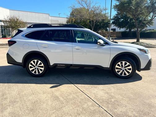 2020 Subaru Outback Premium