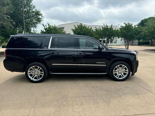 2017 GMC Yukon XL SLT