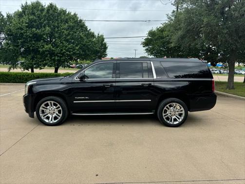 2017 GMC Yukon XL SLT
