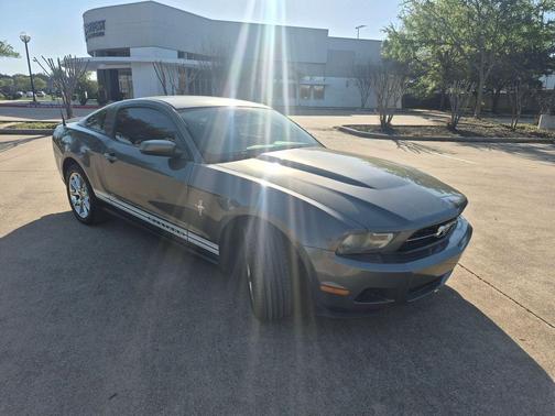 2011 Ford Mustang V6