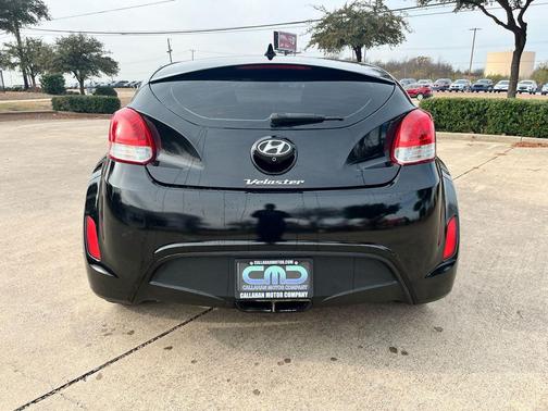 2015 Hyundai Veloster Base