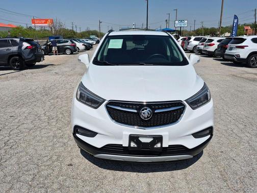 Summit White 2018 Buick Encore Essence