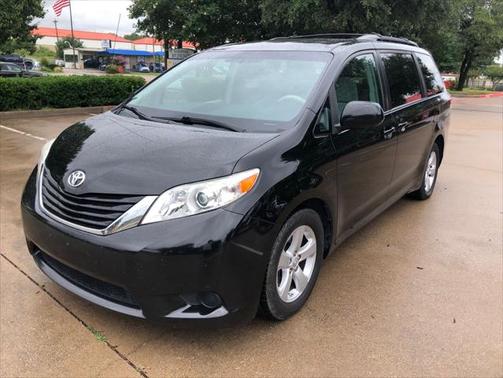 2013 Toyota Sienna LE