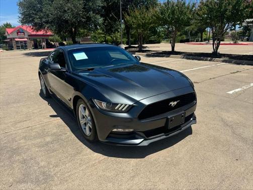 2017 Ford Mustang V6