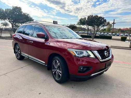 2020 Nissan Pathfinder Platinum 2WD