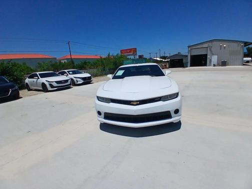 Summit White 2015 Chevrolet Camaro 1LT