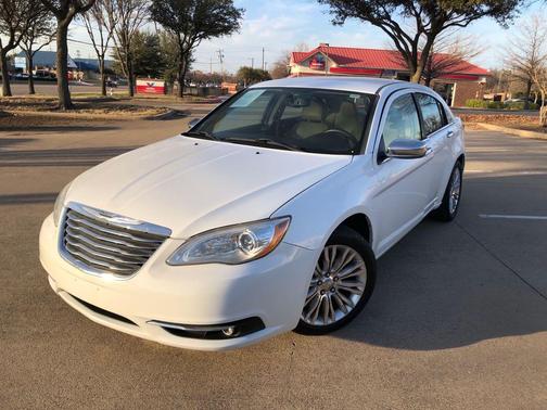 2011 Chrysler 200 Limited