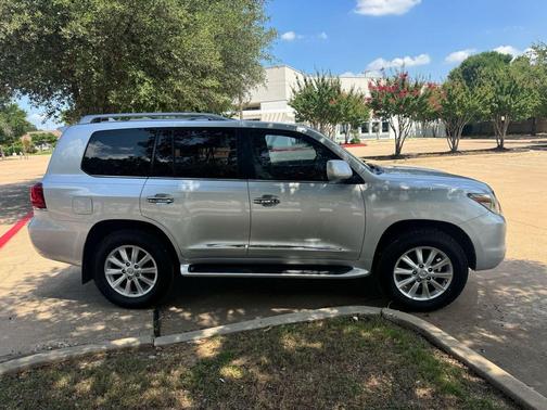 2010 Lexus LX 570 Base