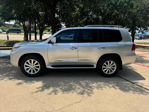 2010 Lexus LX 570 Base