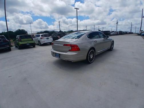Luminous Sand Metallic 2017 Volvo S90 T6 Inscription