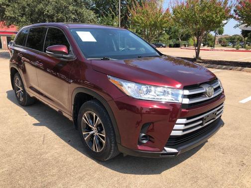 2017 Toyota Highlander LE