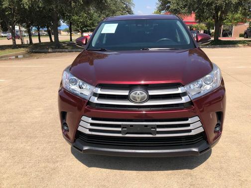 2017 Toyota Highlander LE
