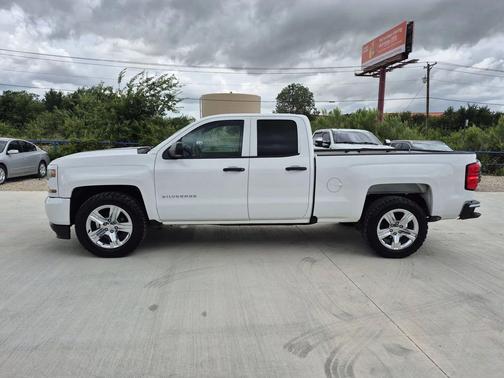 White Diamond Tricoat 2016 Chevrolet Silverado 1500 Custom