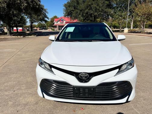 2018 Toyota Camry XLE