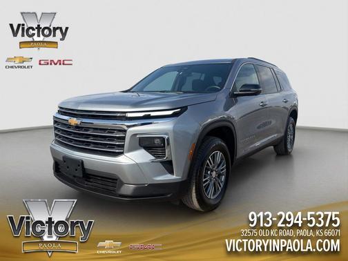 Sterling Gray Metallic 2024 Chevrolet Traverse LT