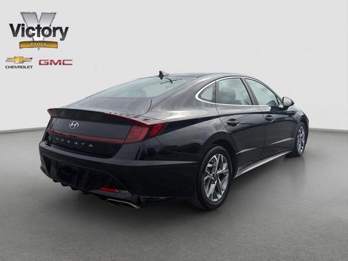 Phantom Black 2022 Hyundai SONATA SEL