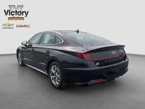 Phantom Black 2022 Hyundai SONATA SEL