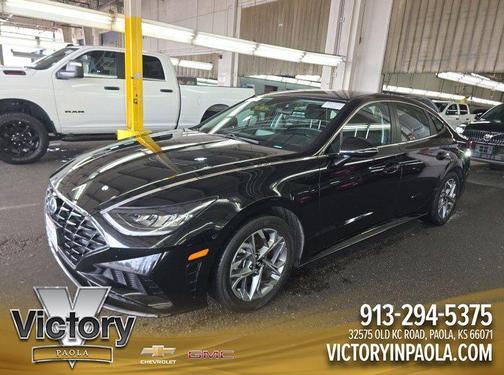 Phantom Black 2022 Hyundai SONATA SEL